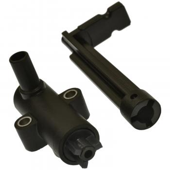 1996 Ford E-350 Econoline Fuel Water Separator Check Valve Standard Motor Products FWSV103 image 1 of 3