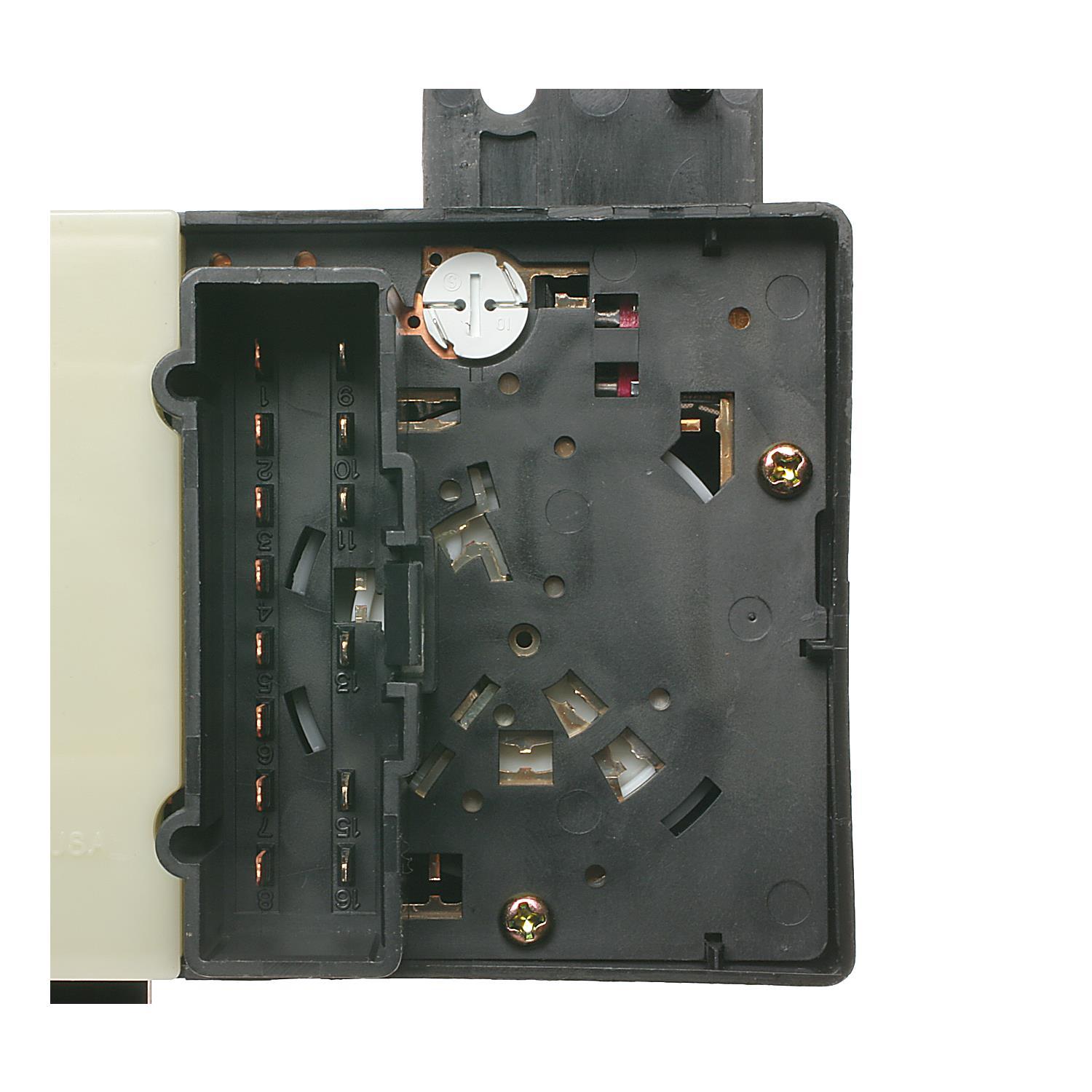 Standard Motor Products HLS1004 - Headlight Switch Standard Motor Products HLS1004 Headlight Switch product image 3 of 3