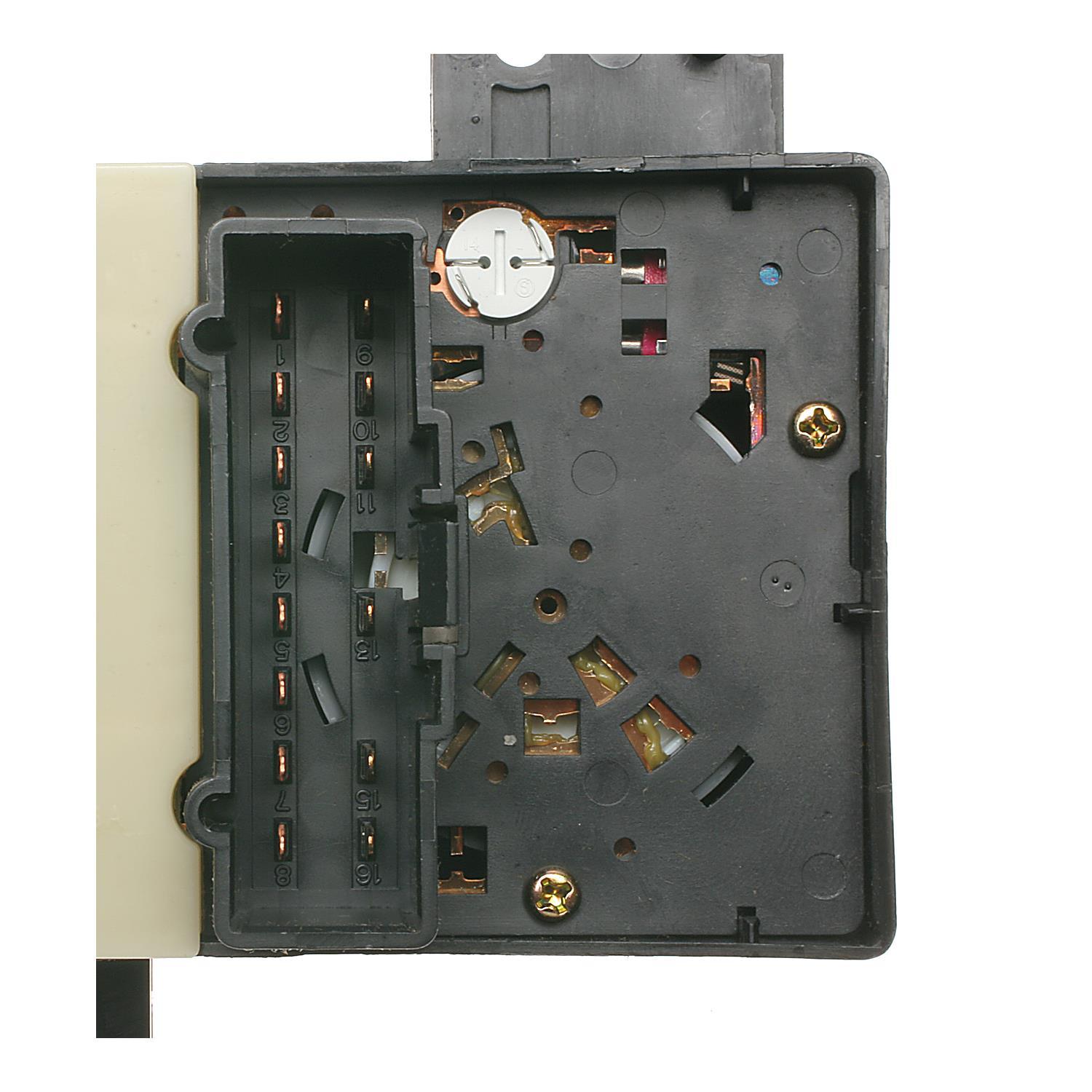Standard Motor Products HLS1005 - Headlight Switch Standard Motor Products HLS1005 Headlight Switch product image 3 of 3