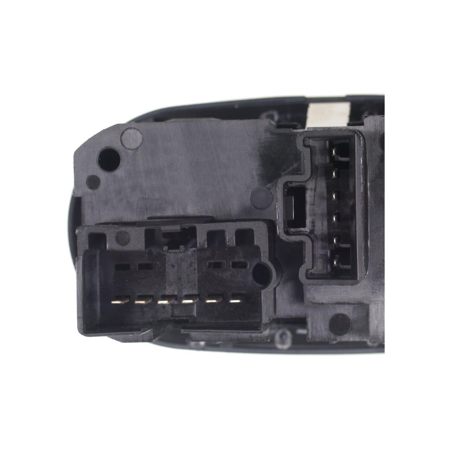 Standard Motor Products HLS1073 - Headlight Switch Standard Motor Products HLS1073 Headlight Switch product image 2 of 3