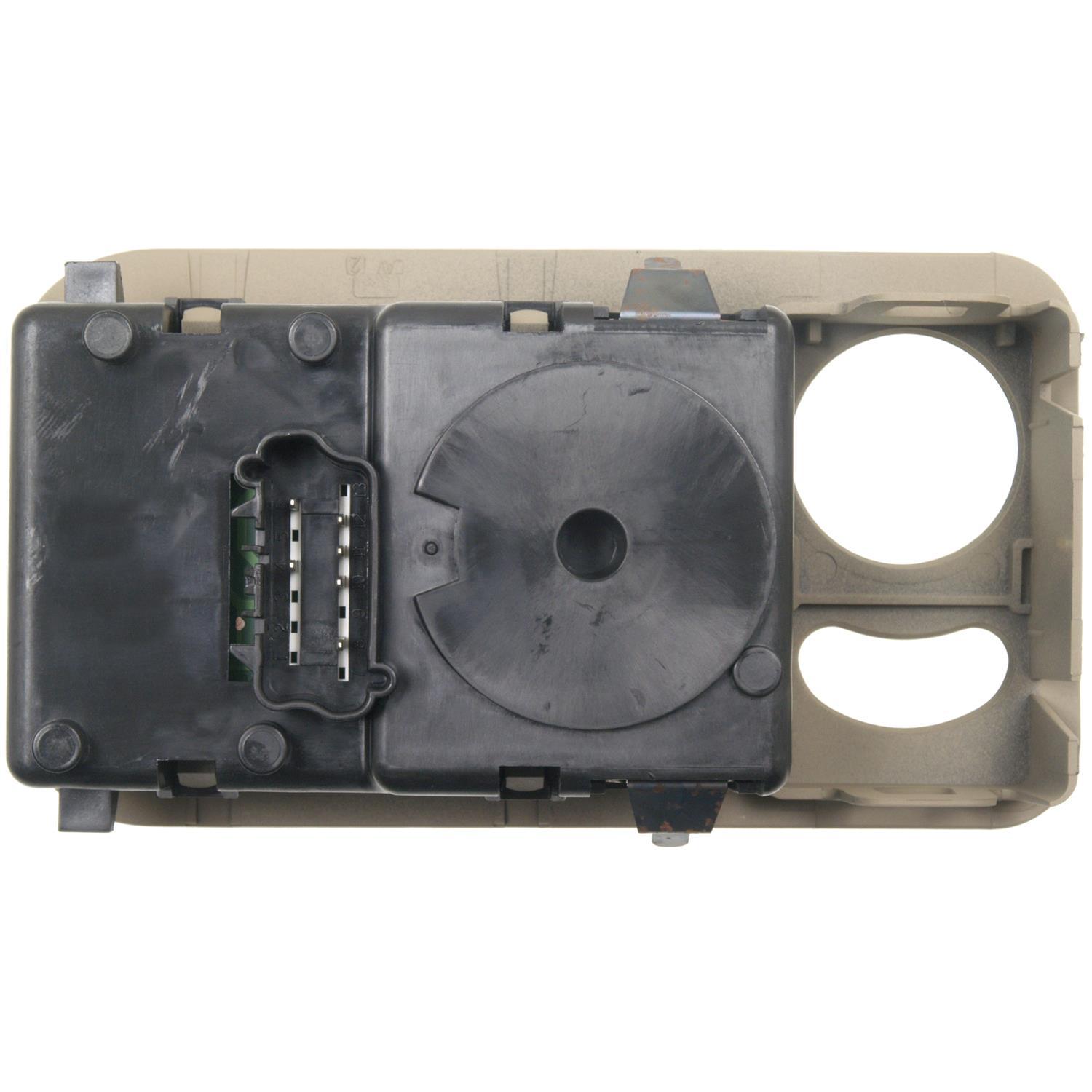 Standard Motor Products HLS1098 Headlight Switch product image 1 of 3
