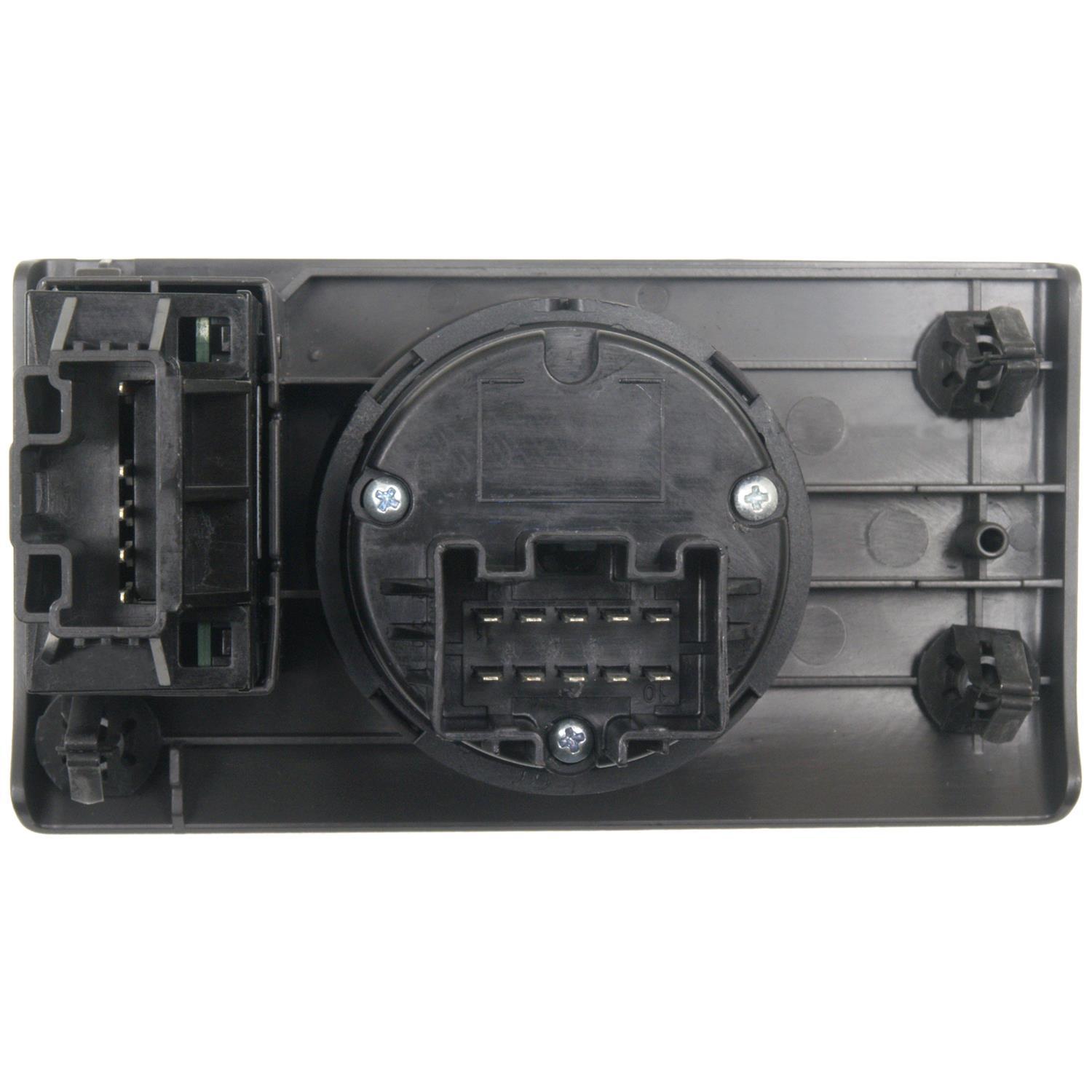 Standard Motor Products HLS1134 - Headlight Switch Standard Motor Products HLS1134 Headlight Switch product image 1 of 3