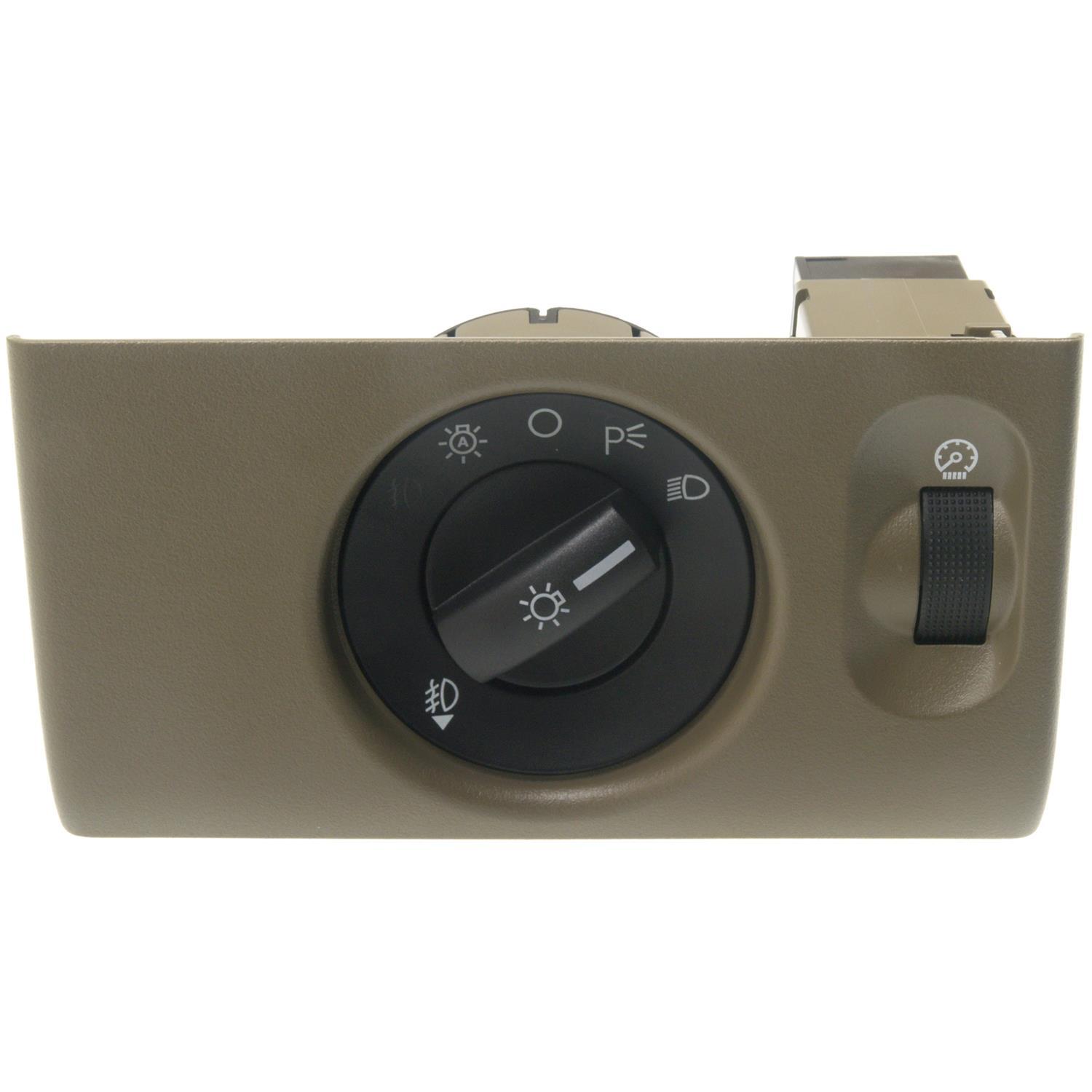 Standard Motor Products HLS1136 - Headlight Switch Standard Motor Products HLS1136 Headlight Switch product image 2 of 3