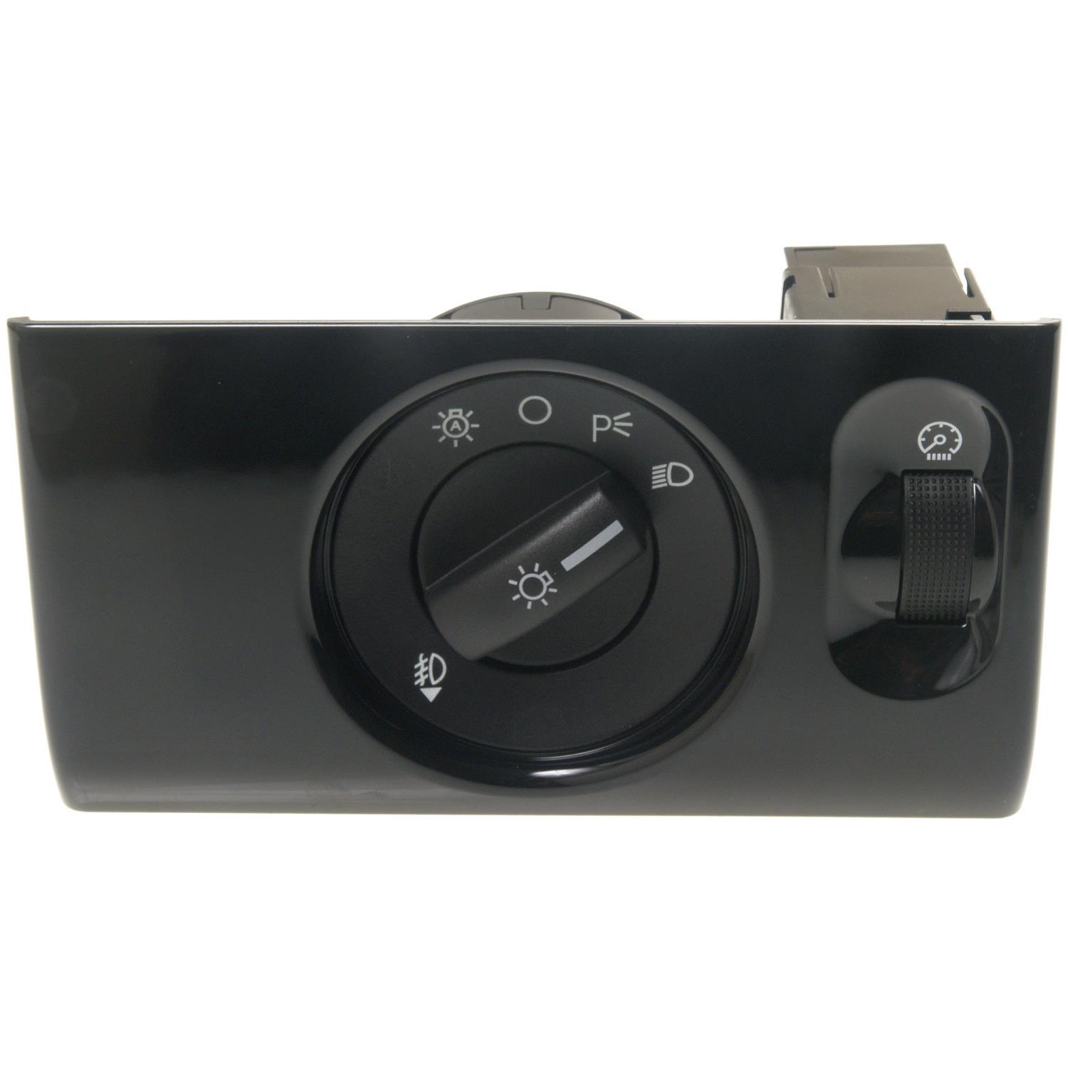 Standard Motor Products HLS1139 - Headlight Switch Standard Motor Products HLS1139 Headlight Switch product image 2 of 3