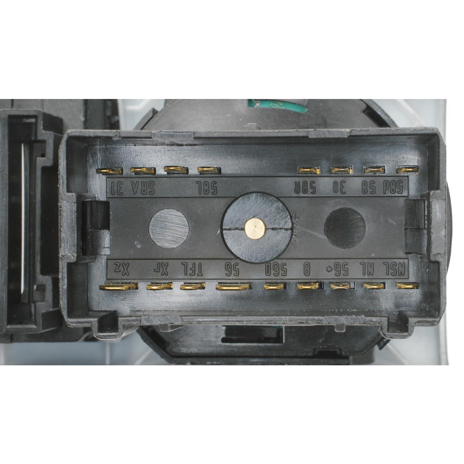 Standard Motor Products HLS1243 - Headlight Switch Standard Motor Products HLS1243 Headlight Switch product image 3 of 4