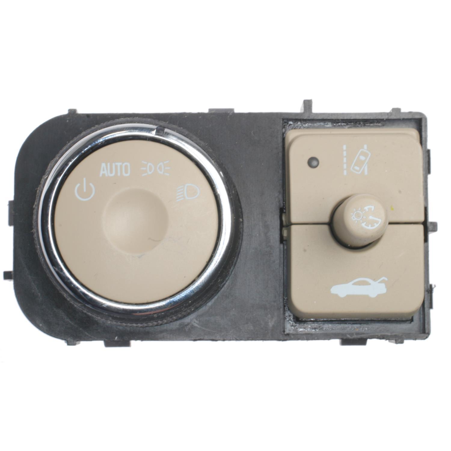 Standard Motor Products HLS1252 - Headlight Switch Standard Motor Products HLS1252 Headlight Switch product image 1 of 3