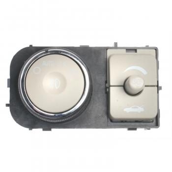 2009 Buick Lucerne Headlight Switch Standard Motor Products HLS1307 image 1 of 3