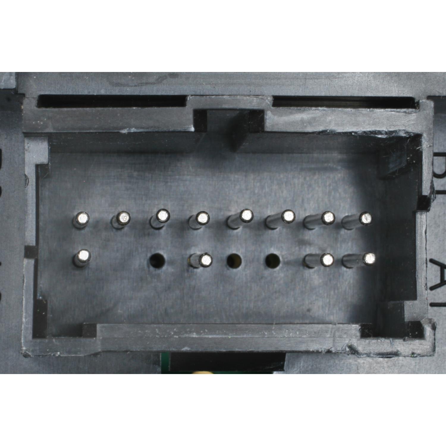 Standard Motor Products HLS1333 - Headlight Switch Standard Motor Products HLS1333 Headlight Switch product image 3 of 3