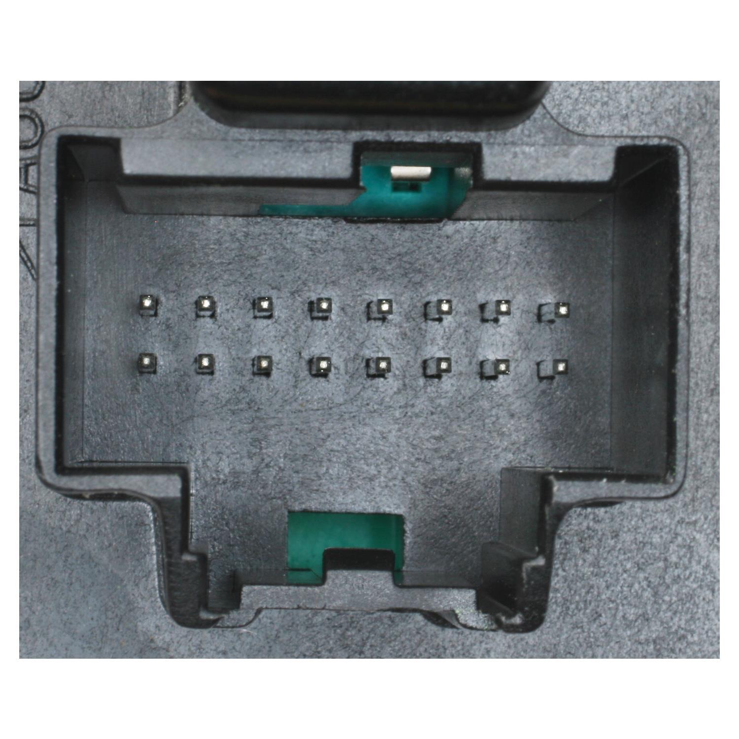 Standard Motor Products HLS1334 - Headlight Switch Standard Motor Products HLS1334 Headlight Switch product image 3 of 3