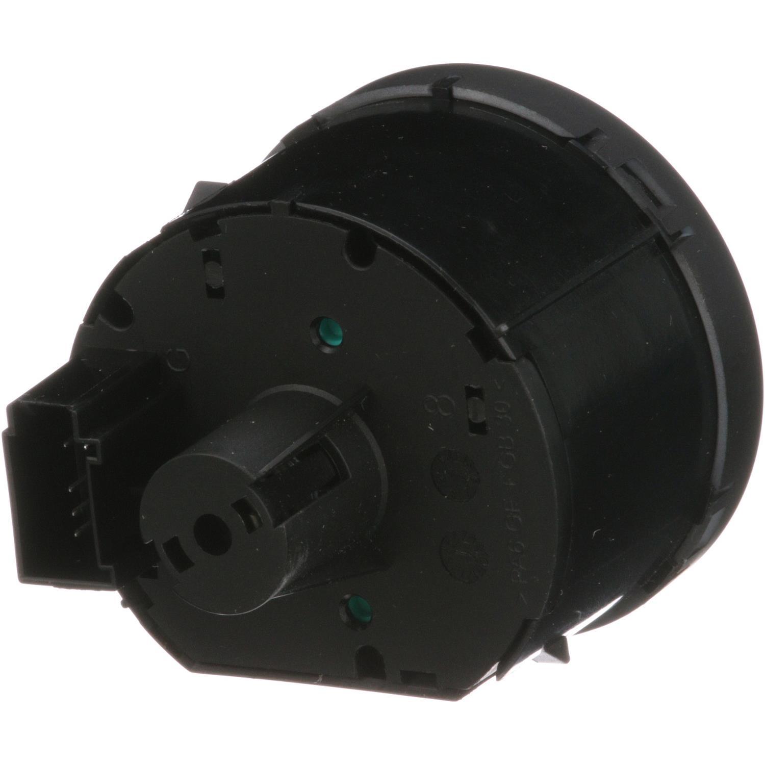 Standard Motor Products HLS1396 - Headlight Switch Standard Motor Products HLS1396 Headlight Switch product image 2 of 8