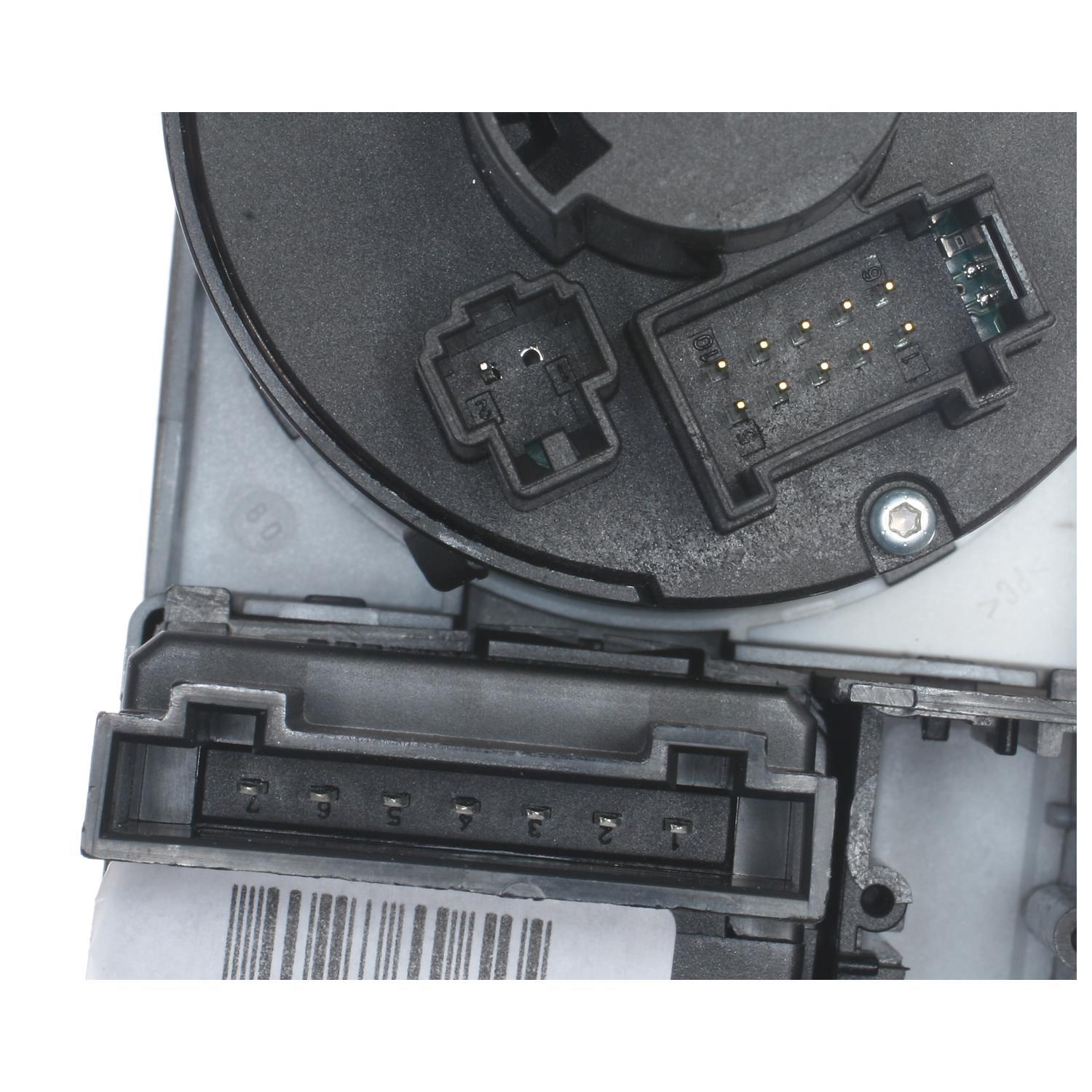 Standard Motor Products HLS1404 - Headlight Switch Standard Motor Products HLS1404 Headlight Switch product image 3 of 3
