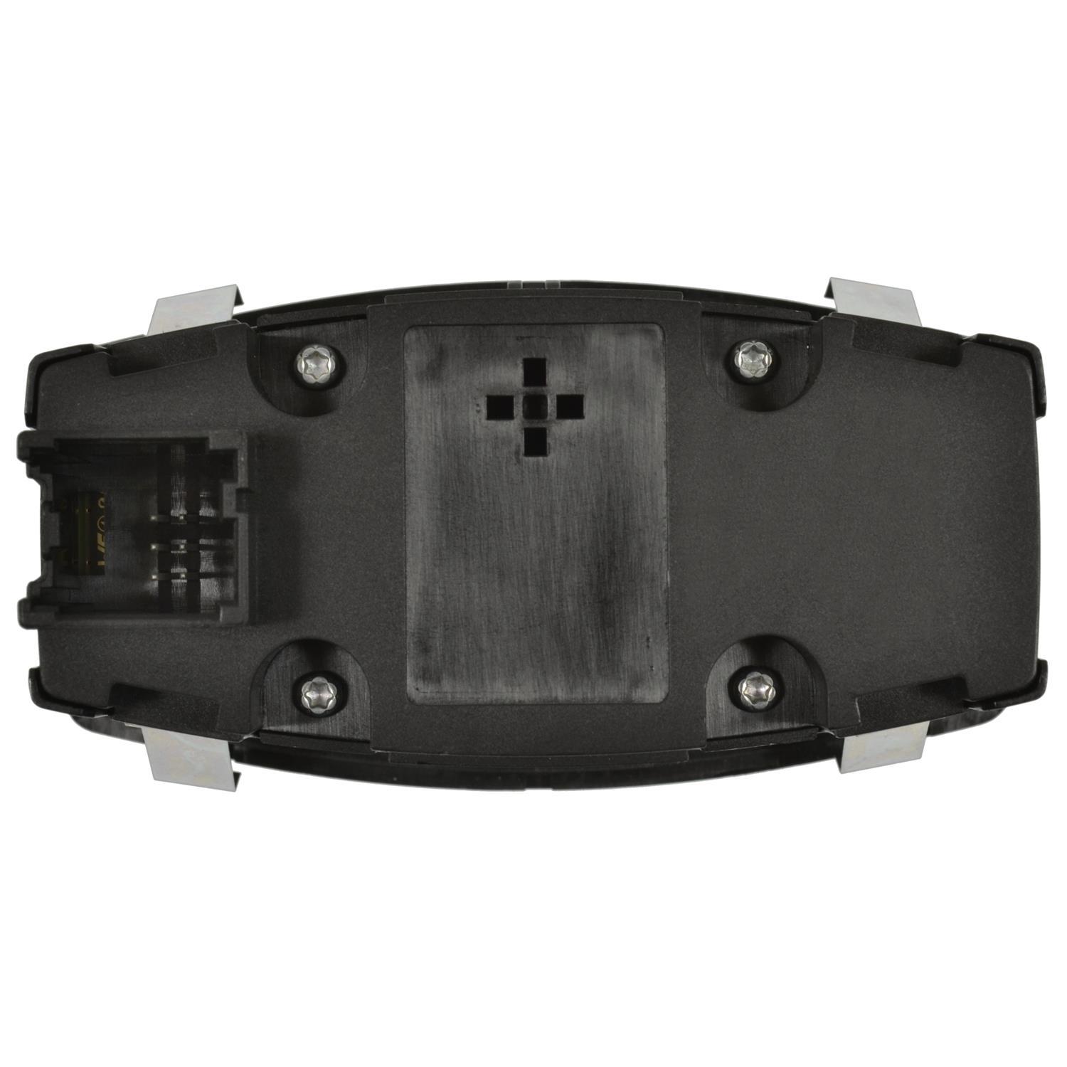 Standard Motor Products HLS1571 - Headlight Switch Standard Motor Products HLS1571 Headlight Switch product image 1 of 3