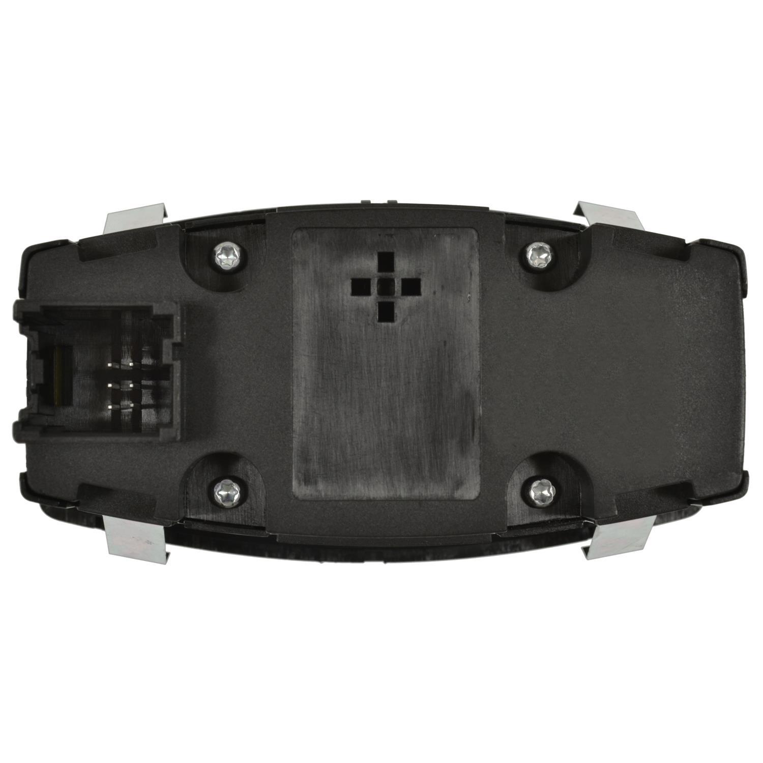 Standard Motor Products HLS1573 - Headlight Switch Standard Motor Products HLS1573 Headlight Switch product image 1 of 3