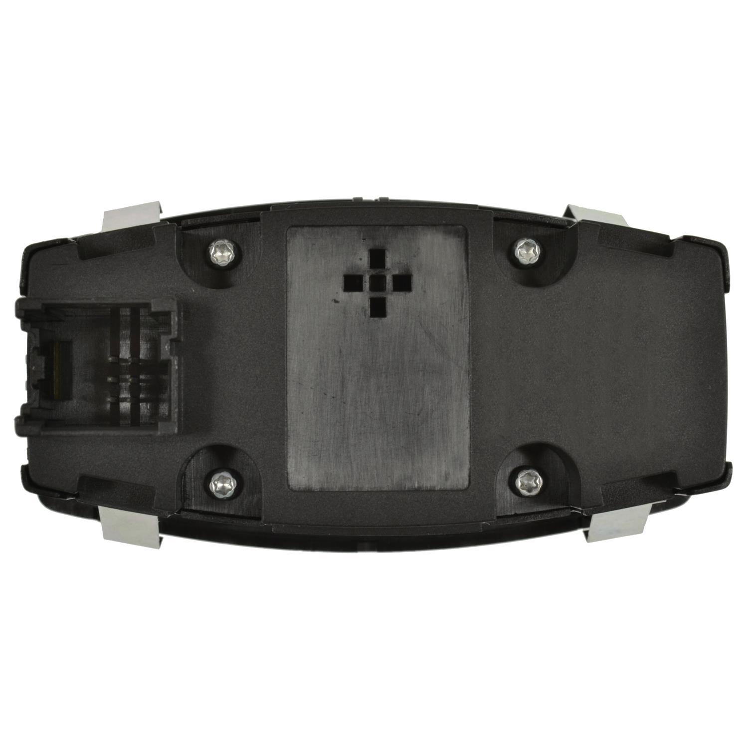 Standard Motor Products HLS1574 Headlight Switch product image 1 of 3