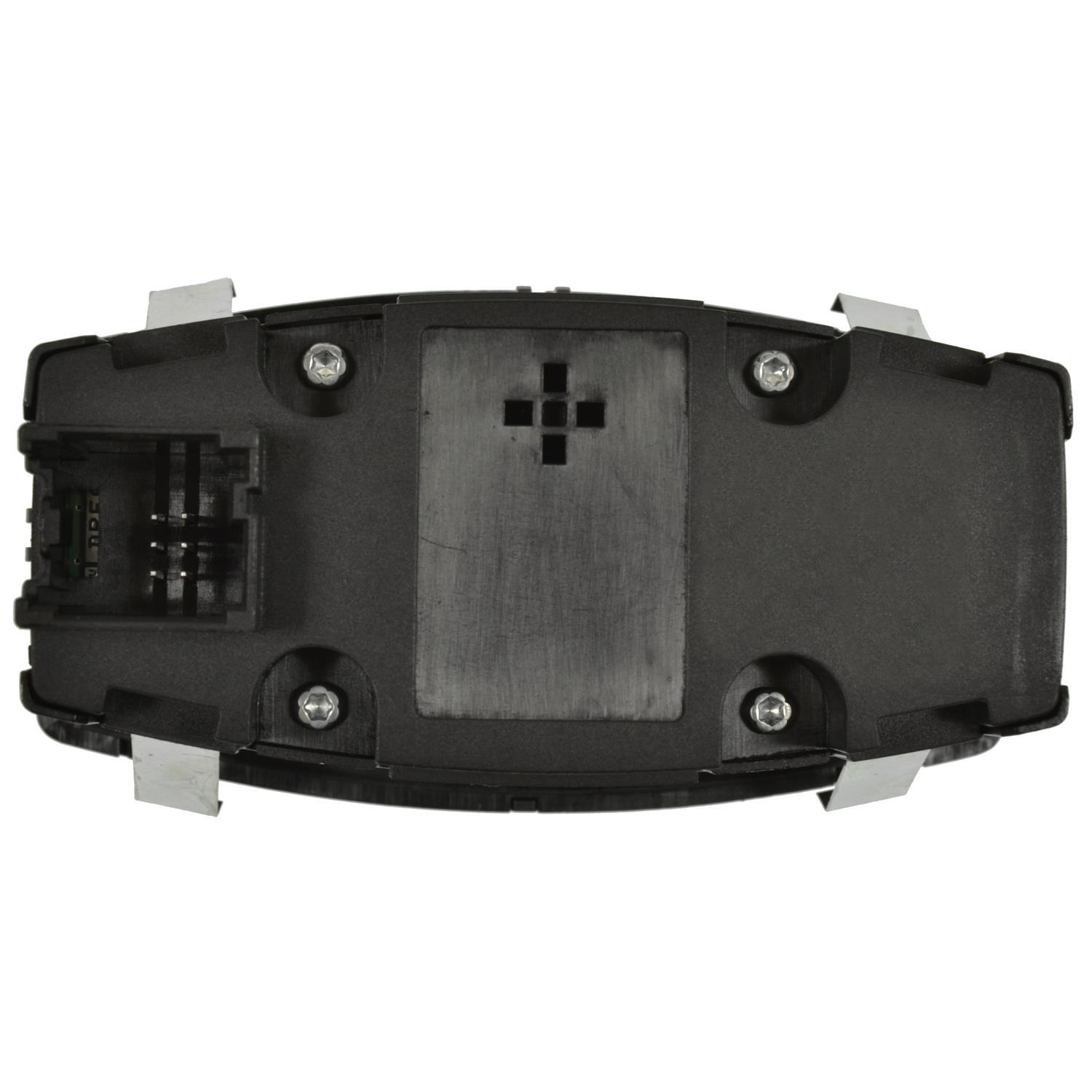 Standard Motor Products HLS1584 - Headlight Switch Standard Motor Products HLS1584 Headlight Switch product image 1 of 3