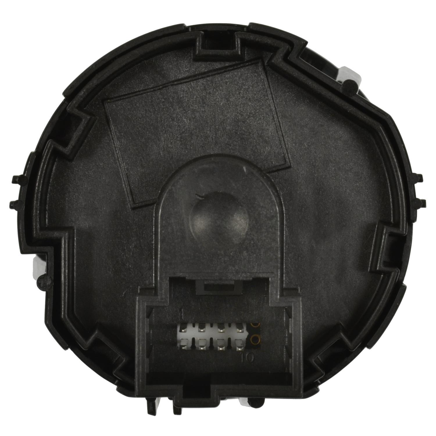 Standard Motor Products HLS1587 - Headlight Switch Standard Motor Products HLS1587 Headlight Switch product image 1 of 3