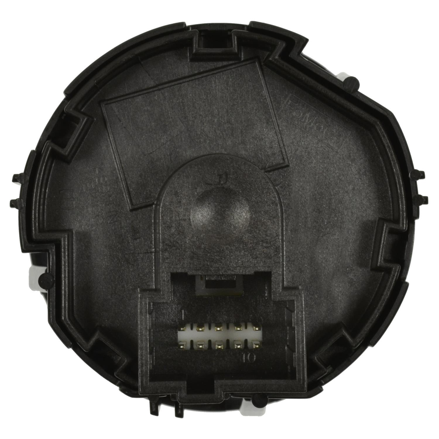 Standard Motor Products HLS1592 - Headlight Switch Standard Motor Products HLS1592 Headlight Switch product image 1 of 3