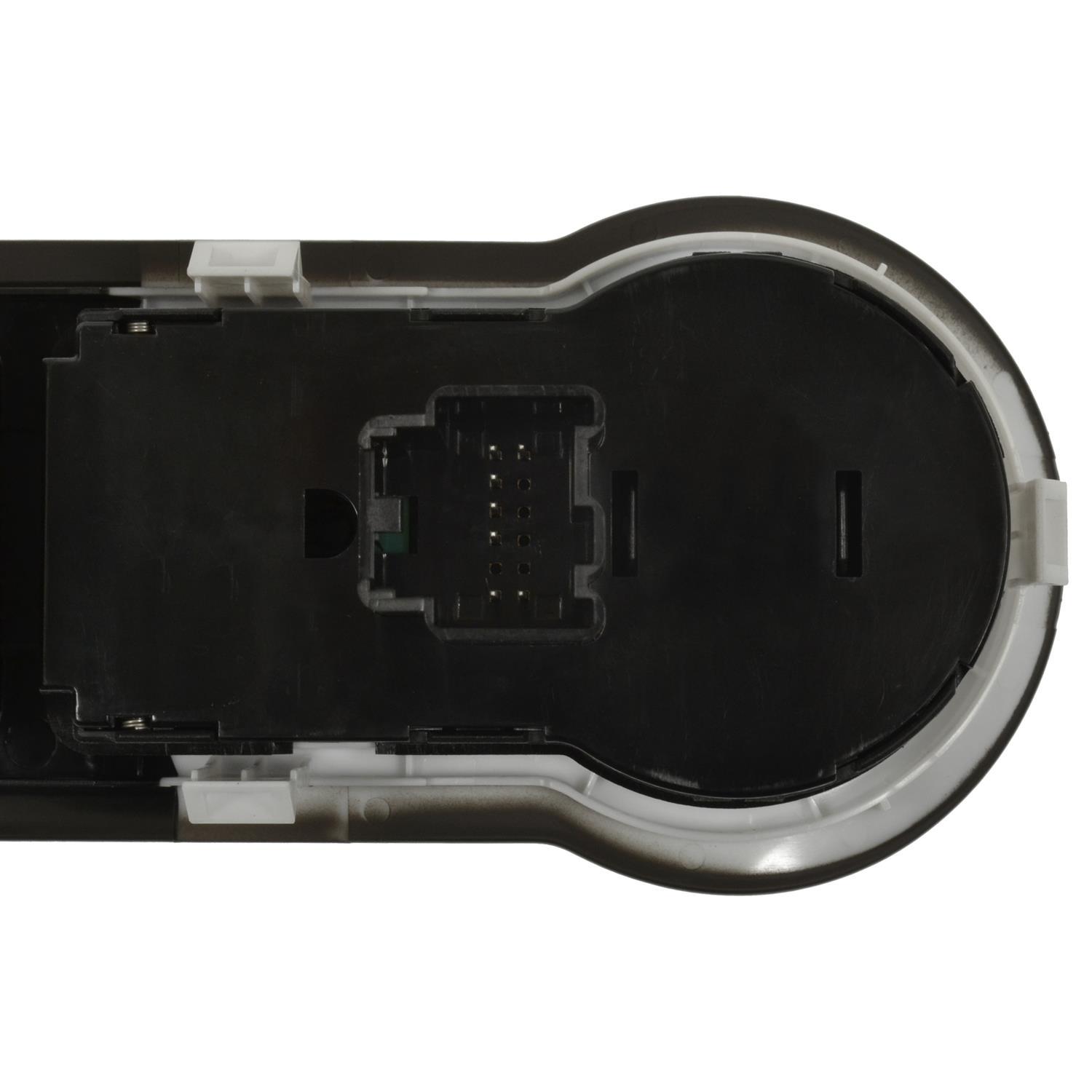 Standard Motor Products HLS1610 - Headlight Switch Standard Motor Products HLS1610 Fog Light Switch product image 1 of 3