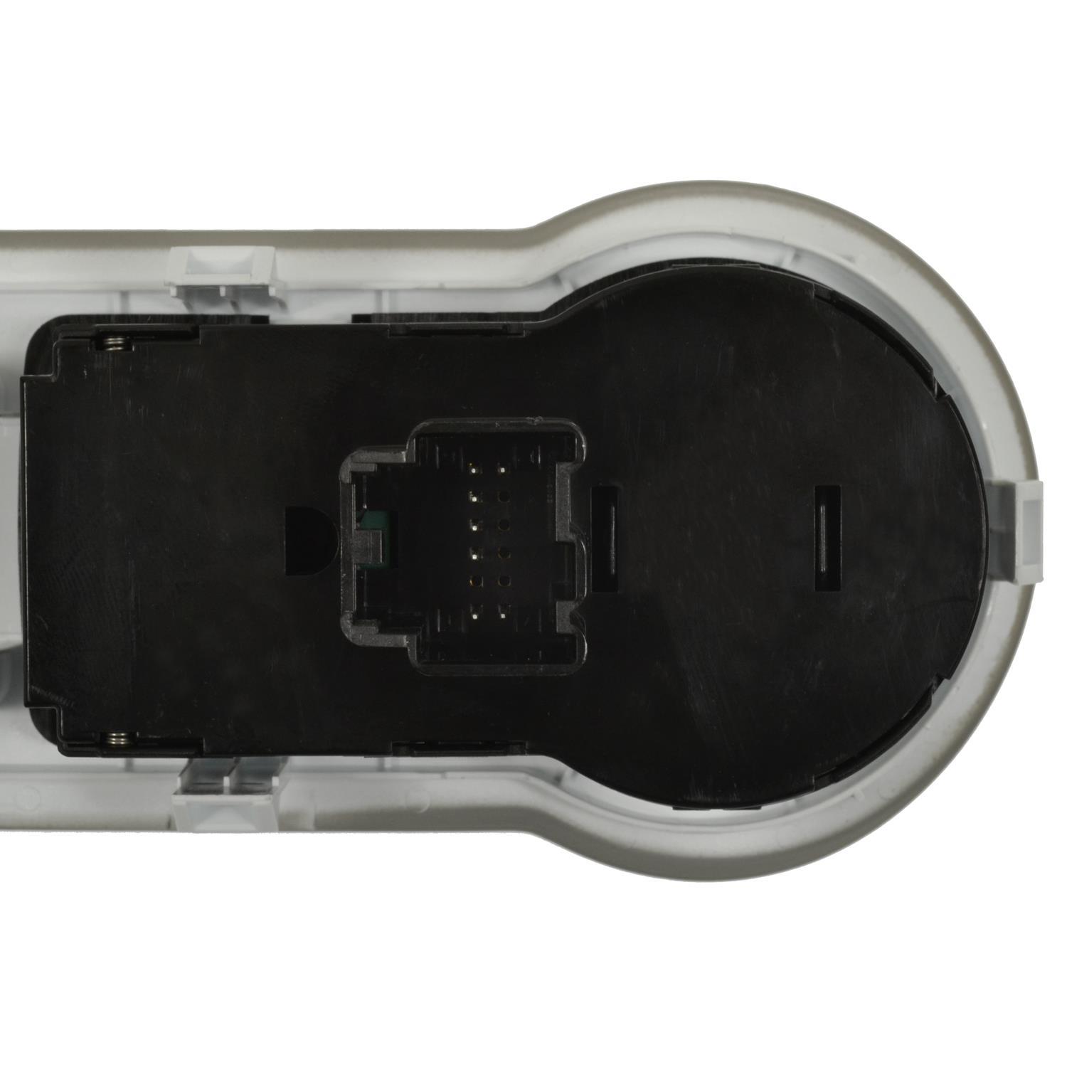 Standard Motor Products HLS1612 - Headlight Switch Standard Motor Products HLS1612 Fog Light Switch product image 1 of 3