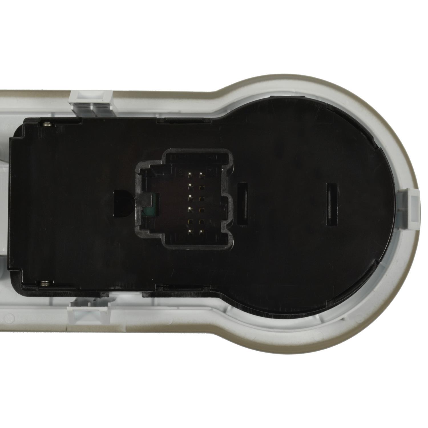Standard Motor Products HLS1613 - Headlight Switch Standard Motor Products HLS1613 Fog Light Switch product image 1 of 3