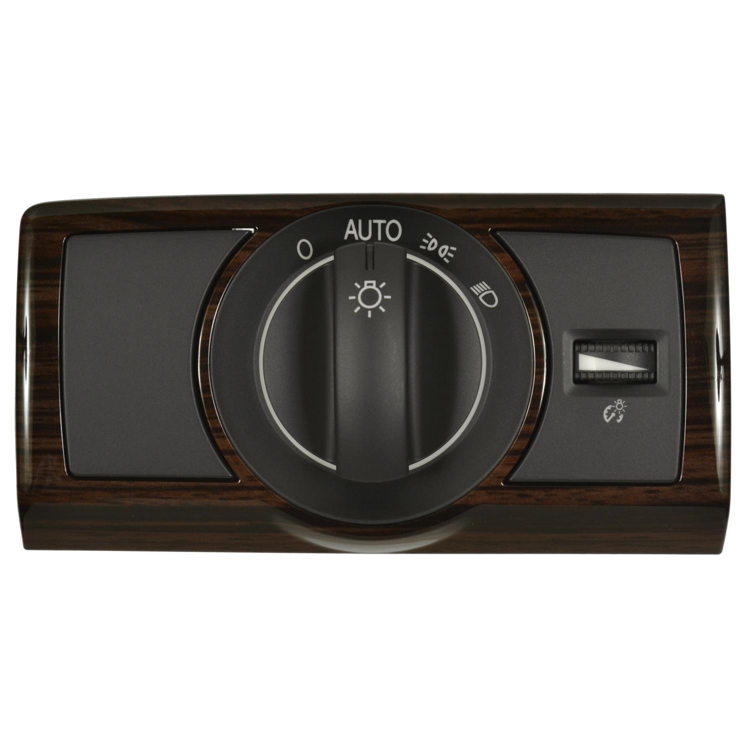 Standard Motor Products HLS1643 - Headlight Switch Standard Motor Products HLS1643 Headlight Switch product image 2 of 3