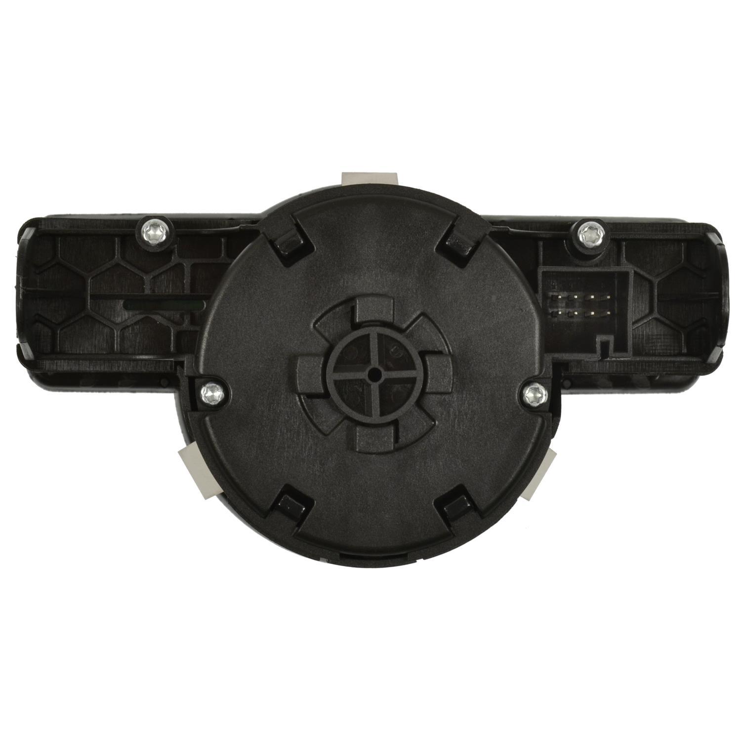 Standard Motor Products HLS1673 Headlight Switch product image 1 of 3
