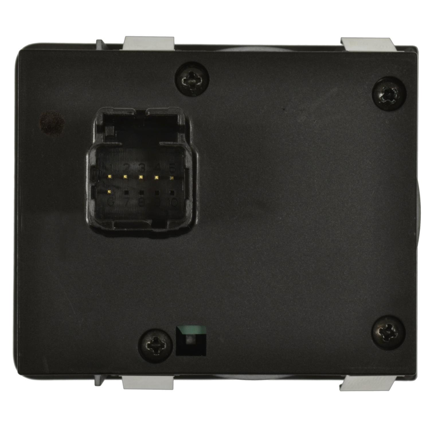 Standard Motor Products HLS1685 - Headlight Switch Standard Motor Products HLS1685 Fog Light Switch product image 1 of 3