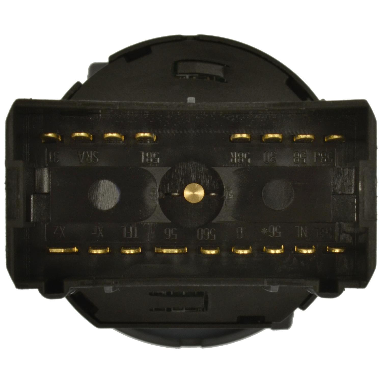 Standard Motor Products HLS1767 - Headlight Switch Standard Motor Products HLS1767 Headlight Switch product image 1 of 3