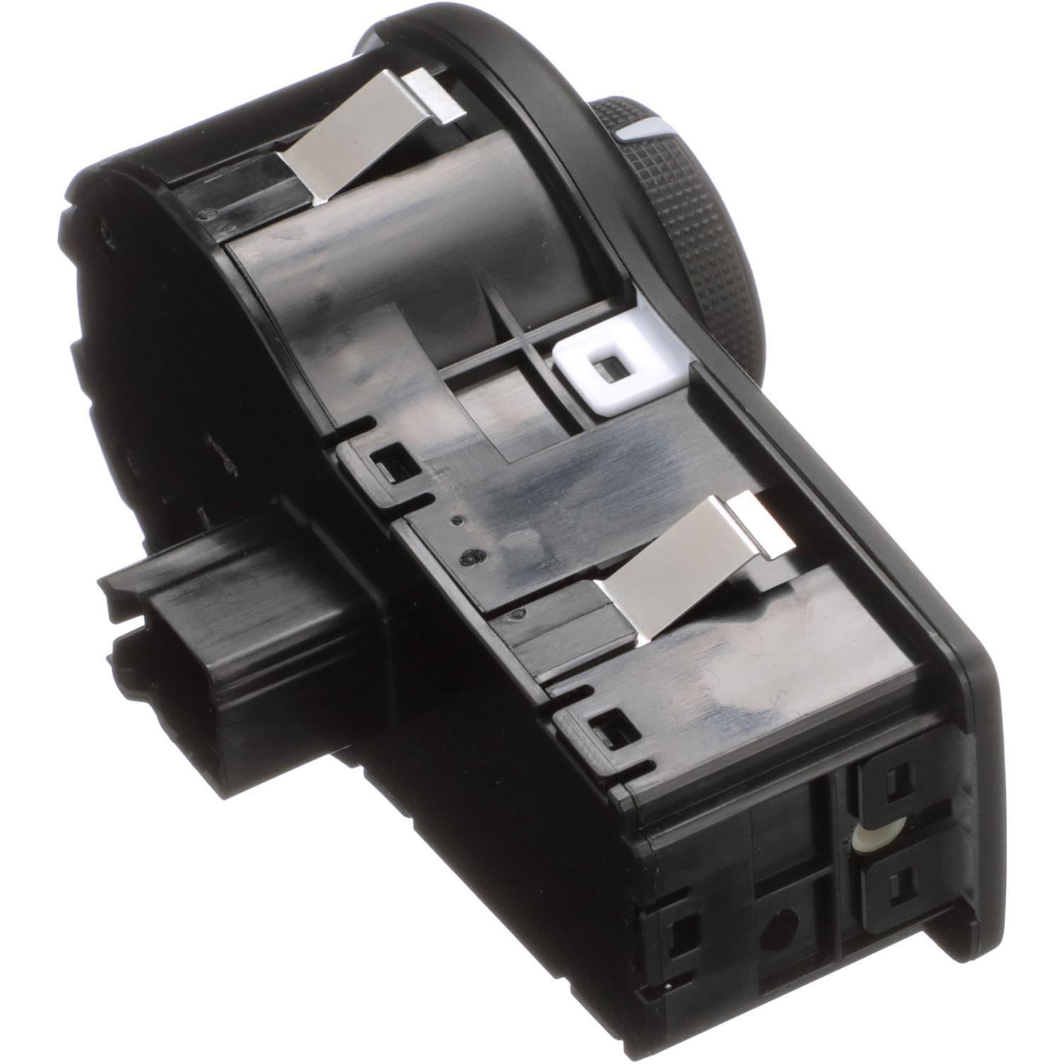Standard Motor Products HLS1779 - Headlight Switch Standard Motor Products HLS1779 Headlight Switch product image 1 of 8