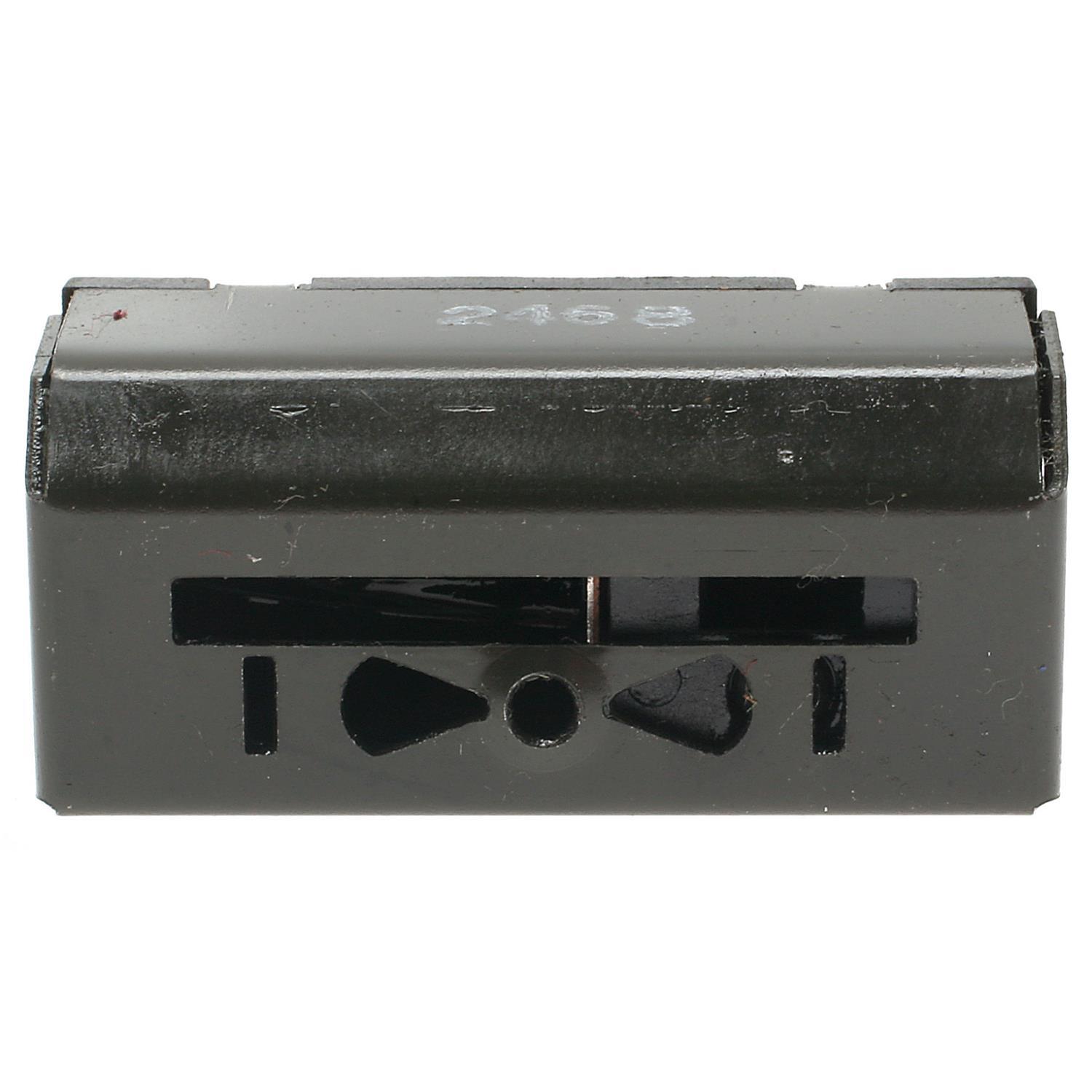 Standard Motor Products HS209 - HVAC Blower Control Switch Standard Motor Products HS209 HVAC Blower Control Switch product image 1 of 3