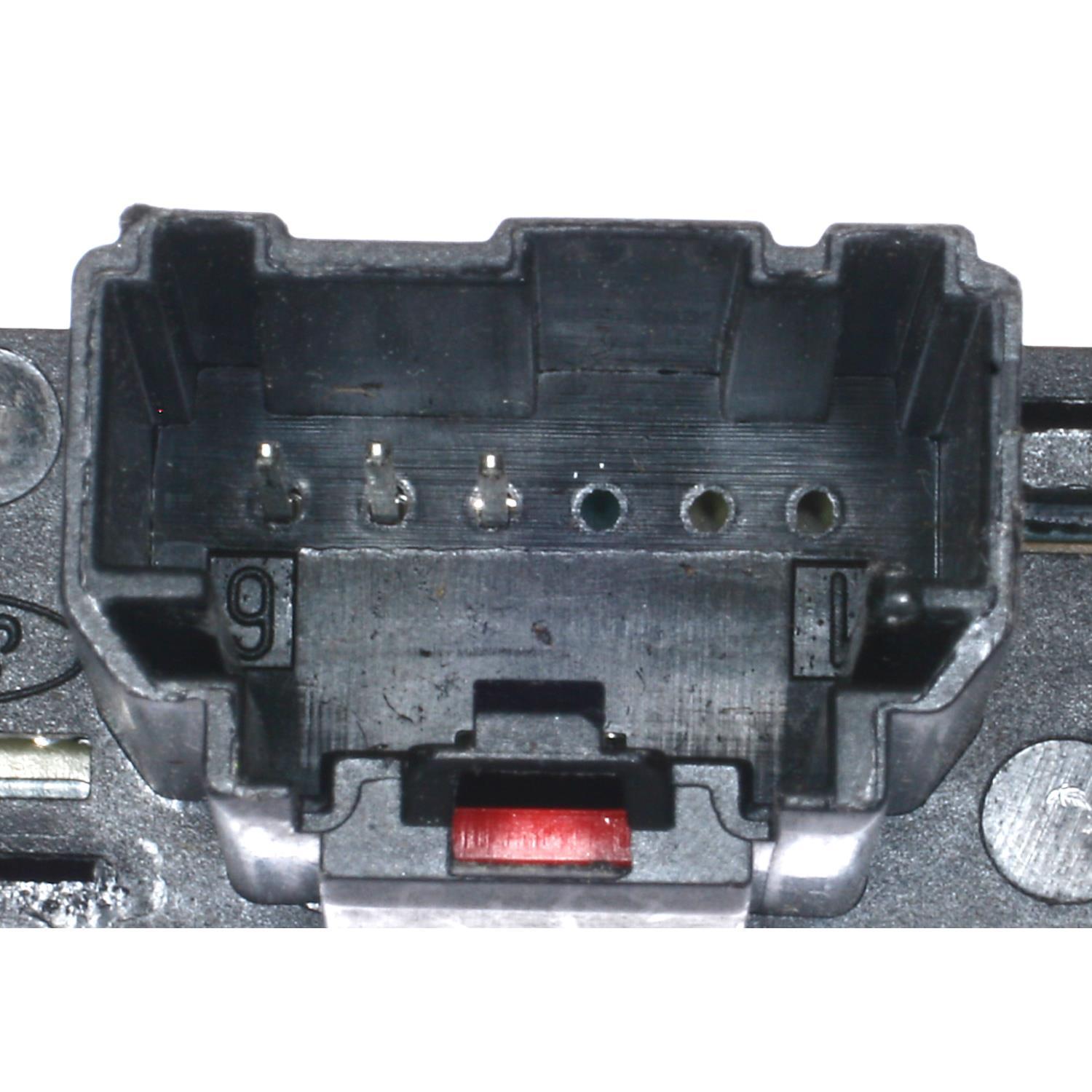 Standard Motor Products HZS188 - Hazard Warning Switch Standard Motor Products HZS188 Hazard Warning Switch product image 3 of 3