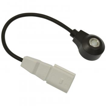 2001 Volkswagen Jetta Ignition Knock (Detonation) Sensor Standard Motor Products KS246 image 2 of 3