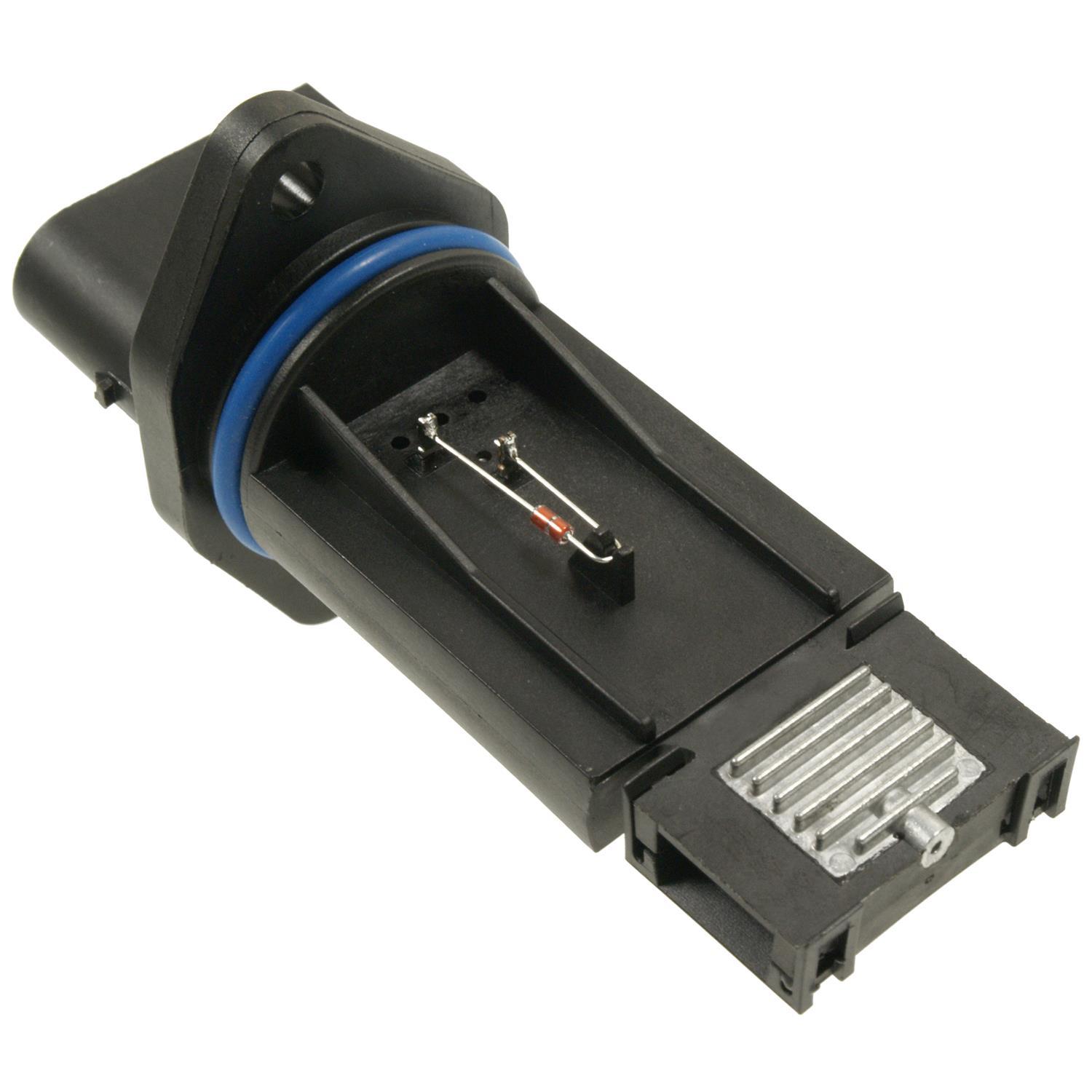 Standard Motor Products MAK100 - Mass Air Flow Sensor Standard Motor Products MAK100 Mass Air Flow Sensor product image 1 of 3
