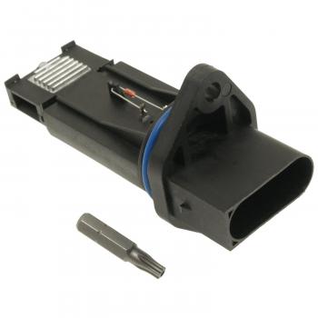 2004 Dodge Sprinter 3500 Mass Air Flow Sensor Standard Motor Products MAK100 image 2 of 3