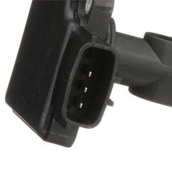 2003 Nissan Frontier Mass Air Flow Sensor Standard Motor Products MAS0133 image 2 of 3