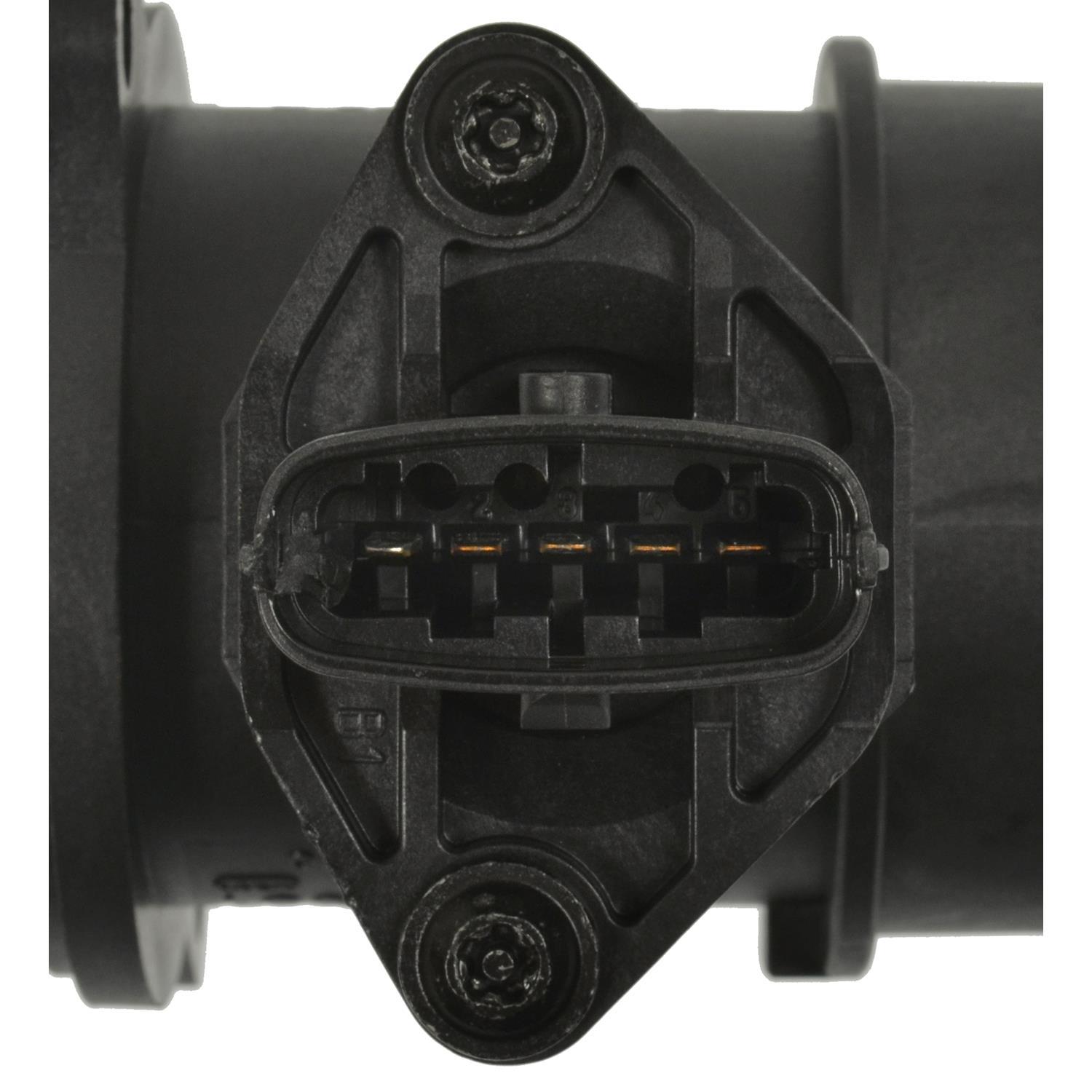 Standard Motor Products MAS0151 - Mass Air Flow Sensor Standard Motor Products MAS0151 Mass Air Flow Sensor product image 3 of 3