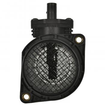 2005 Volkswagen Passat Mass Air Flow Sensor Standard Motor Products MAS0158 image 1 of 3