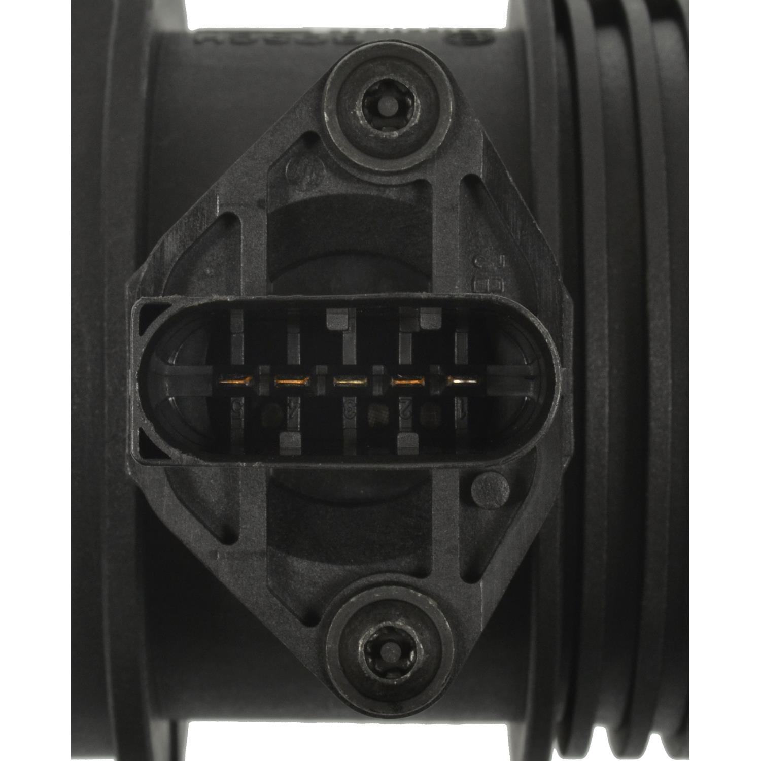 Standard Motor Products MAS0161 - Mass Air Flow Sensor Standard Motor Products MAS0161 Mass Air Flow Sensor product image 3 of 3