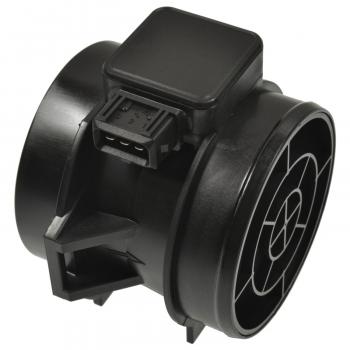 2000 Volvo S40 Mass Air Flow Sensor Standard Motor Products MAS0282 image 2 of 3