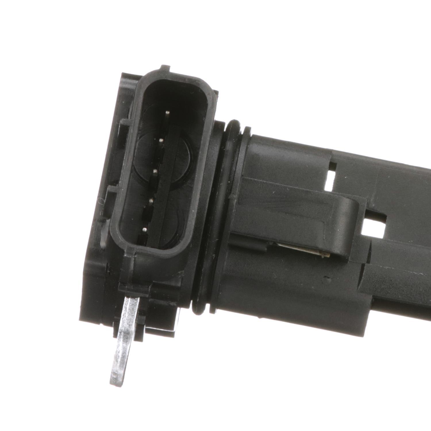 Standard Motor Products MAS0302 - Mass Air Flow Sensor Standard Motor Products MAS0302 Mass Air Flow Sensor product image 2 of 3