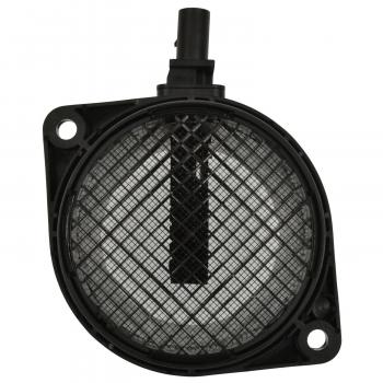 2008 Volkswagen Touareg Mass Air Flow Sensor Standard Motor Products MAS0332 image 1 of 3