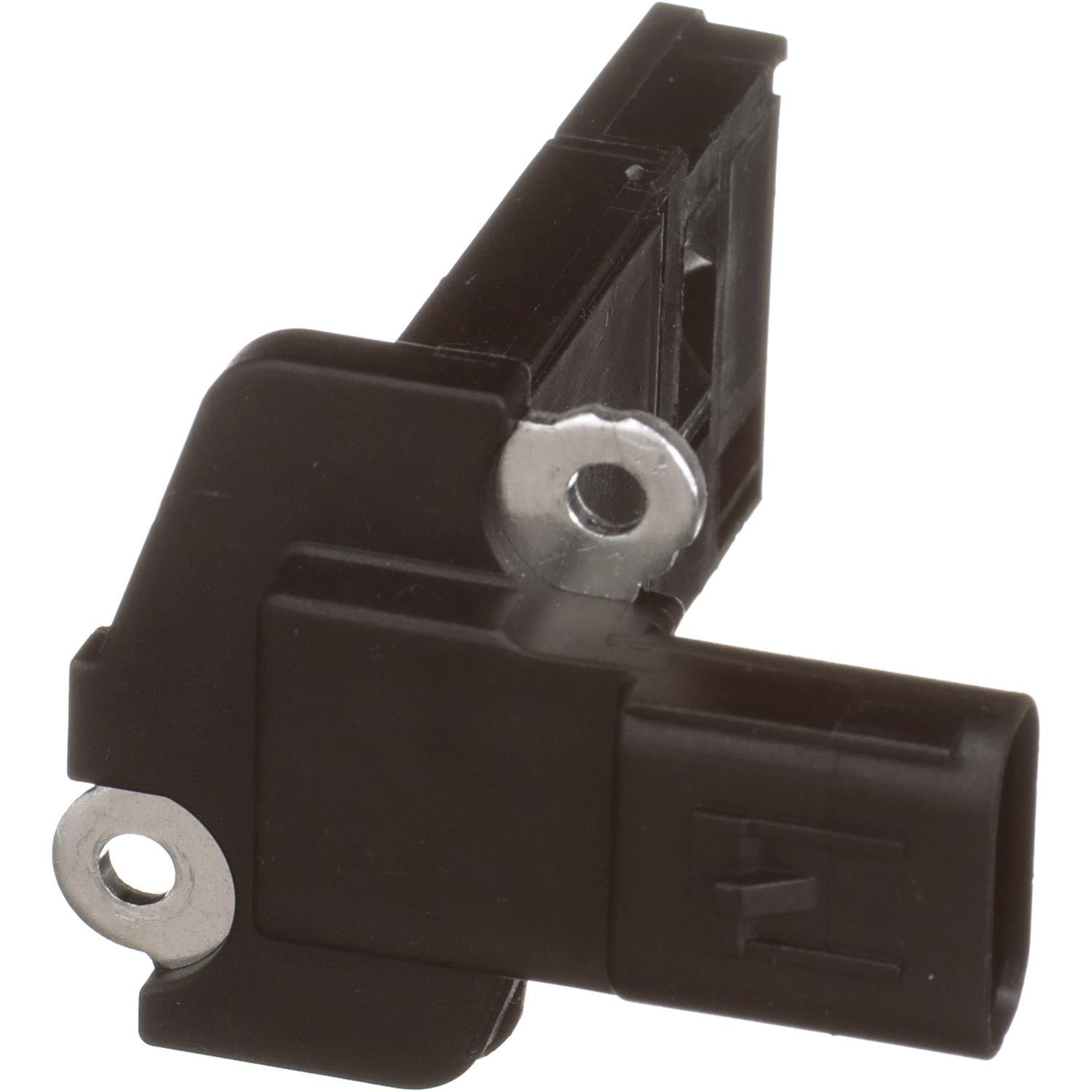 Standard Motor Products MAS0336 - Mass Air Flow Sensor Standard Motor Products MAS0336 Mass Air Flow Sensor product image 1 of 3