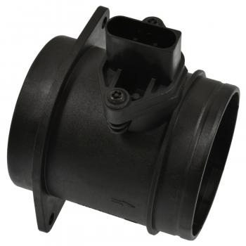 2004 Volkswagen Passat Mass Air Flow Sensor Standard Motor Products MAS0340 image 2 of 3