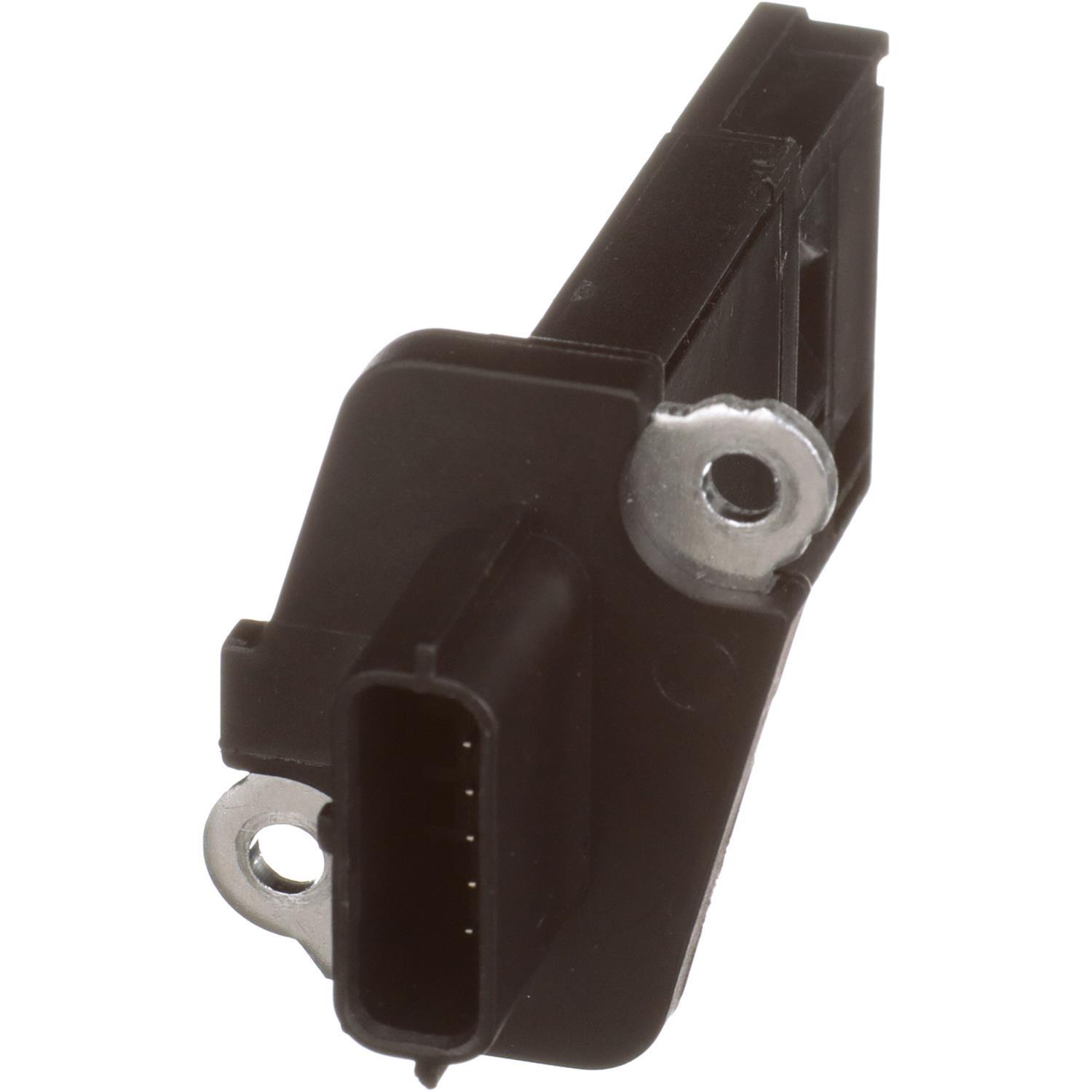 Standard Motor Products MAS0353 - Mass Air Flow Sensor Standard Motor Products MAS0353 Mass Air Flow Sensor product image 1 of 3