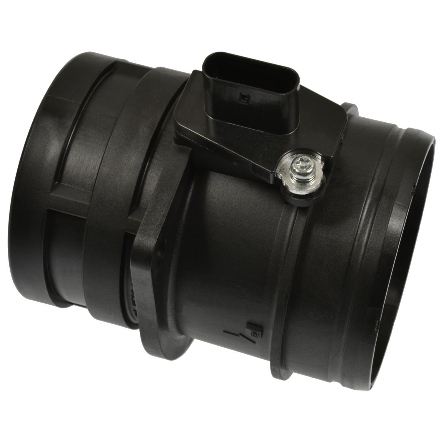 Standard Motor Products MAS0402 - Mass Air Flow Sensor Standard Motor Products MAS0402 Mass Air Flow Sensor product image 2 of 3