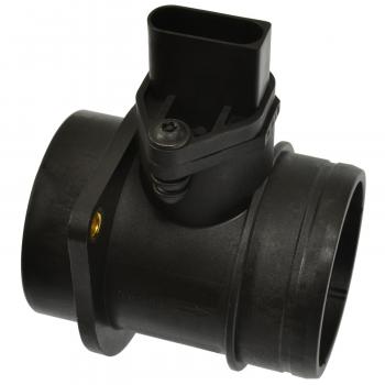 2006 Volkswagen Phaeton Mass Air Flow Sensor Standard Motor Products MAS0411 image 2 of 3