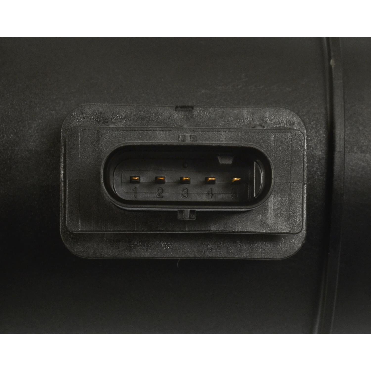Standard Motor Products MAS0420 - Mass Air Flow Sensor Standard Motor Products MAS0420 Mass Air Flow Sensor product image 3 of 3