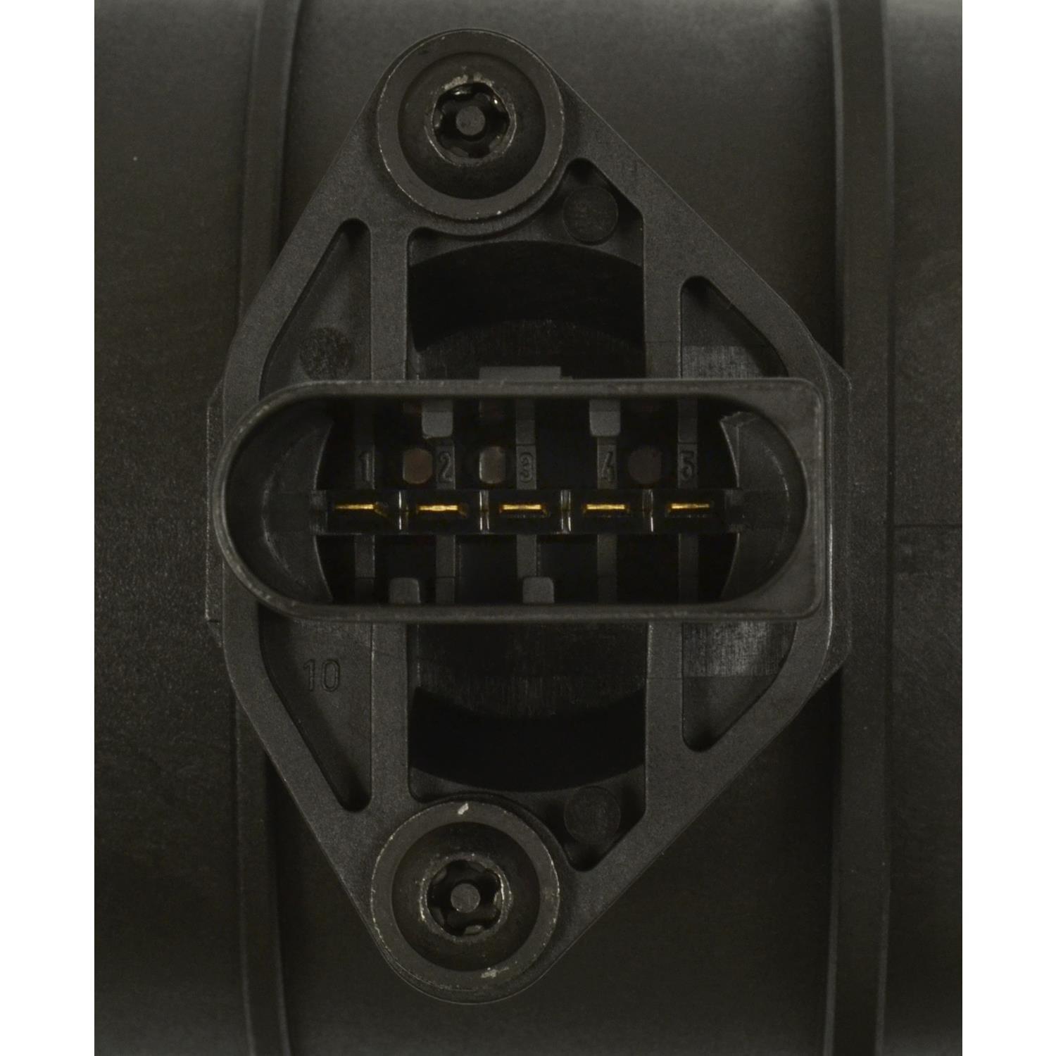 Standard Motor Products MAS0452 - Mass Air Flow Sensor Standard Motor Products MAS0452 Mass Air Flow Sensor product image 3 of 3