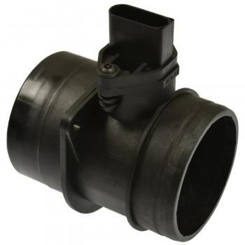 2001 Audi TT Mass Air Flow Sensor Standard Motor Products MAS0472 image 2 of 3