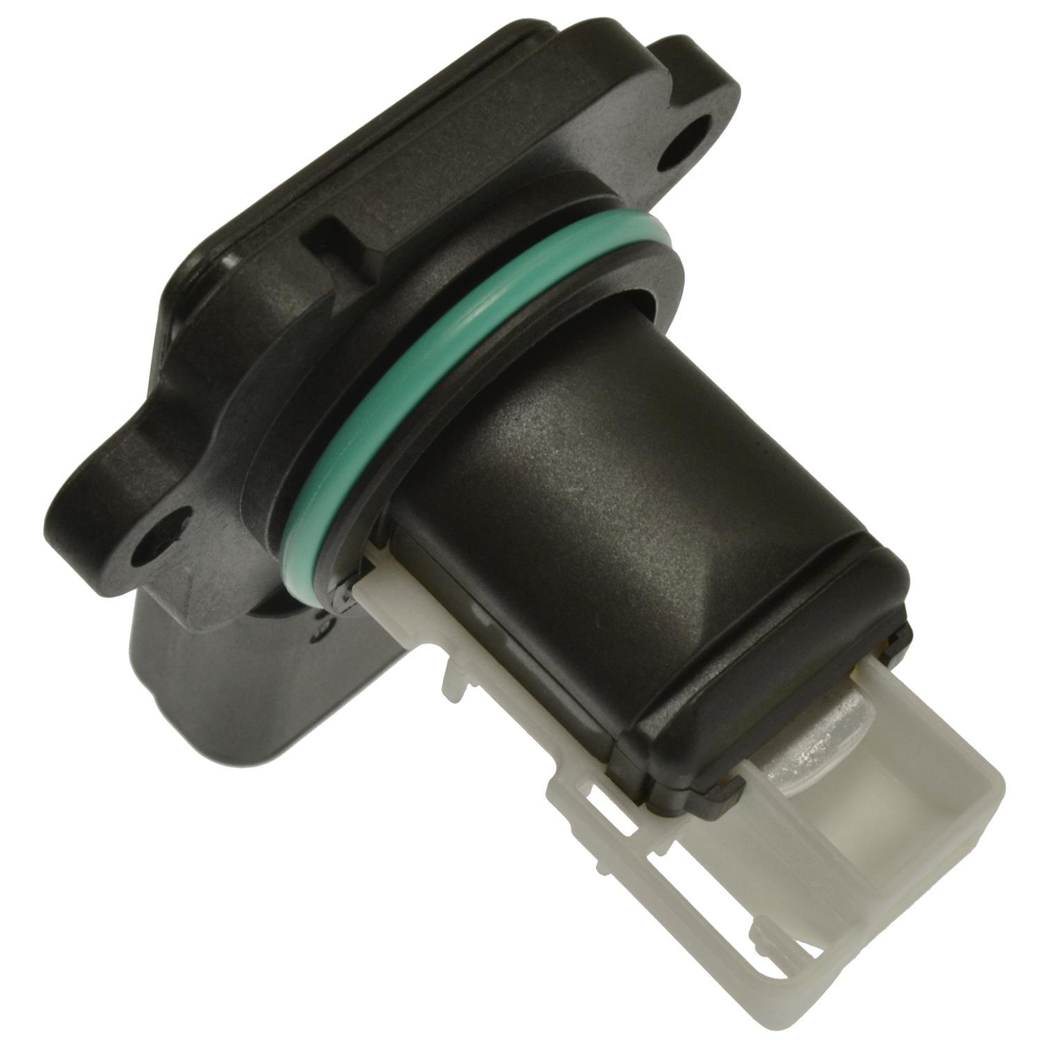 Standard Motor Products MAS0475 - Mass Air Flow Sensor Standard Motor Products MAS0475 Mass Air Flow Sensor product image 1 of 3